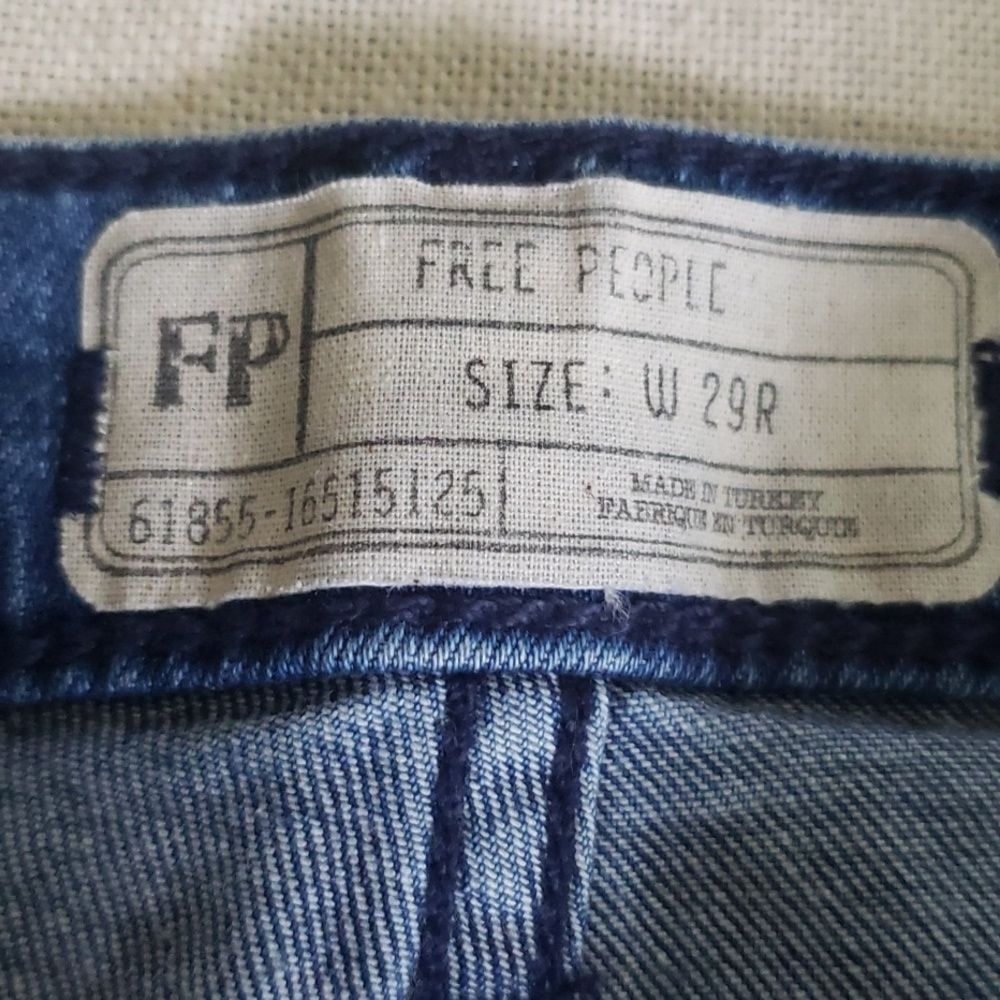 Free People Jeans Womens sz 29 High Waist Distressed Denim Blue - Picture 2 of 6